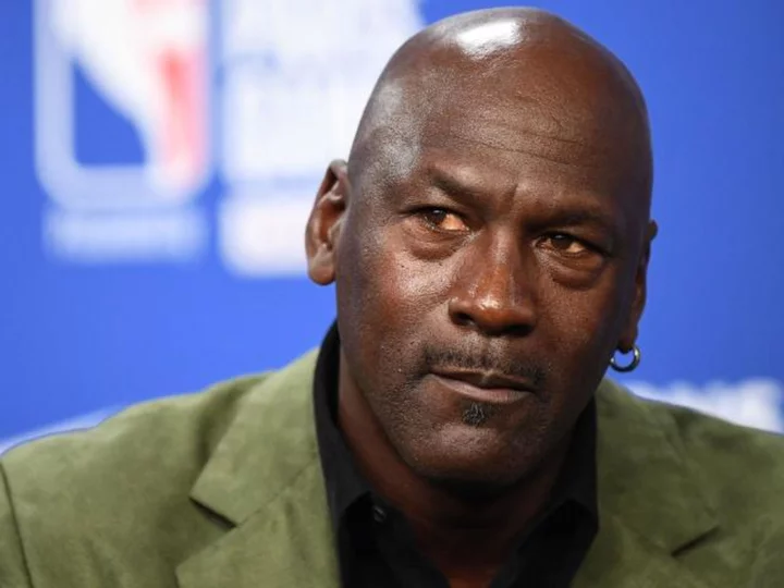 Michael Jordan reaches agreement to sell majority stake in NBA's Charlotte Hornets