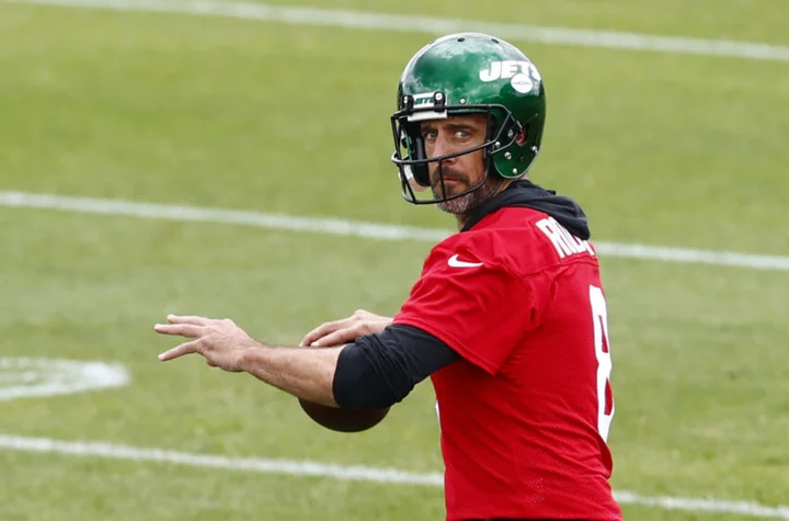 Jets, Aaron Rodgers just got bulletin board material to last the whole season