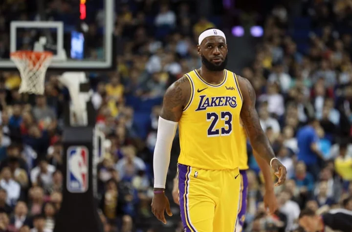 LeBron James didn't sound thrilled with playing time in Laker loss