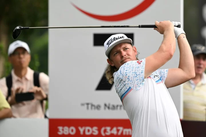 Sleepy Cameron Smith in clubhouse lead at Hong Kong Open