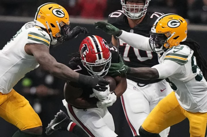 Packers' frustrating fourth quarter shows their run defense remains a major concern