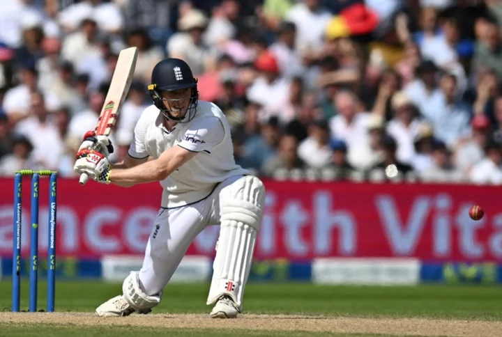 Crawley blasts ton as England seize control of 4th Ashes Test