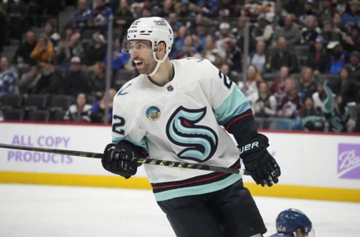 Bjorkstrand scores 2nd goal with 32 seconds remaining to lift Kraken past Avalanche, 4-3