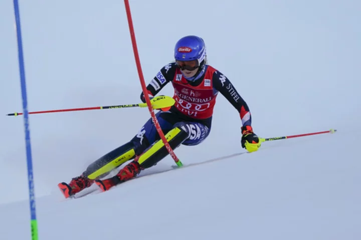 Vlhova leads 1st run of World Cup slalom as Shiffrin places 3rd after training crash