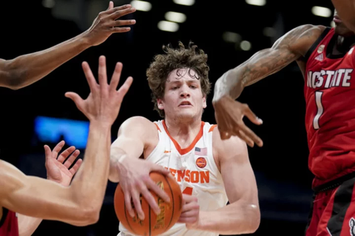 Clemson brings in Syracuse transfer Girard to add scoring punch to deep, experienced team