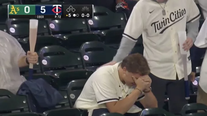 Twins Fan In Absolute Hell After Dropping Routine Foul Ball