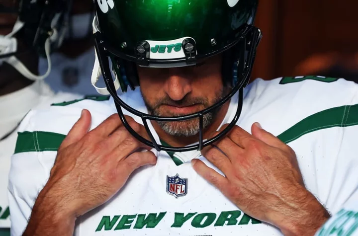 Aaron Rodgers has that old-man-at-YMCA energy after New York Jets preseason debut