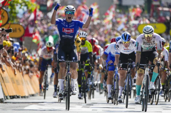 Philipsen wins third stage of the Tour de France, Yates keeps overall lead
