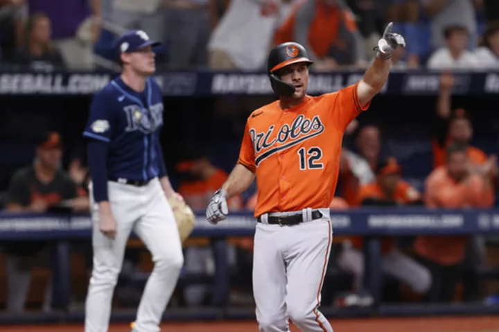 O'Hearn has pinch RBI single in 9th, Orioles beat Rays 6-5 after blowing 5-run lead