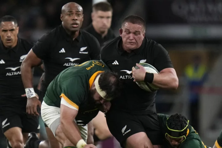 New Zealand prop de Groot banned for 3 games for Rugby World Cup red card