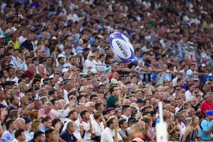 Hundreds of fans miss start of England v Argentina Rugby World Cup match