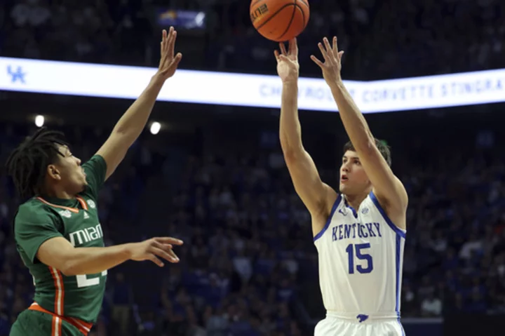 Reed Sheppard, No. 12 Kentucky overwhelm No. 8 Miami 95-73 in ACC/SEC Challenge