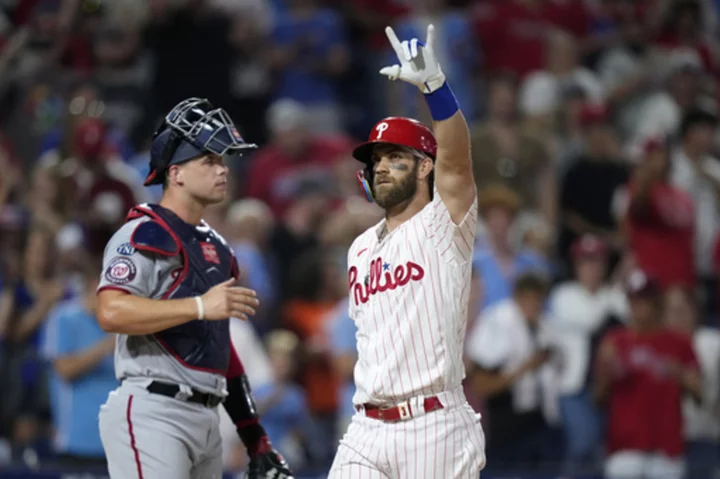Phillies first baseman Bryce Harper leaves game versus Nationals with mid-back spasms