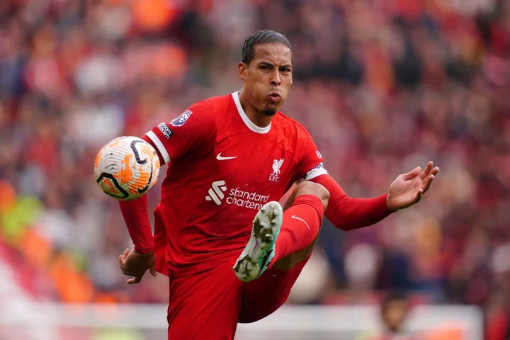 Virgil van Dijk hopes Liverpool have ability to challenge Man City for PL title