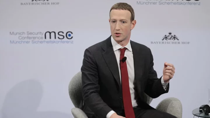 Mark Zuckerberg Wants To Fight Elon Musk in a Cage