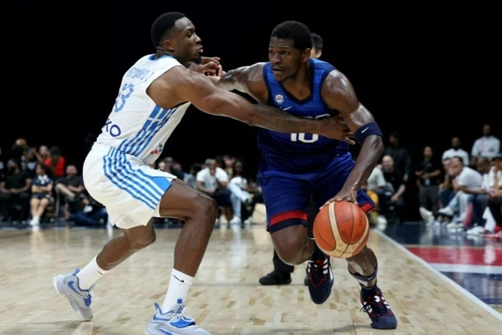 United States brush aside Greece in basketball World Cup warm up