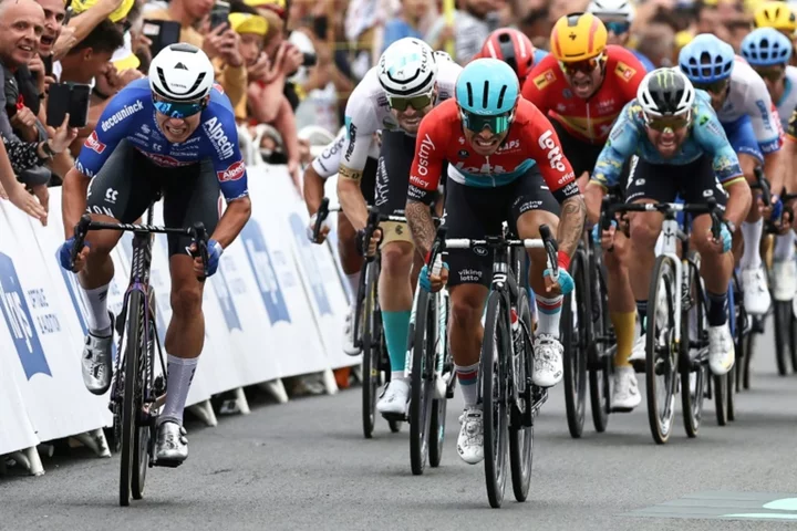 Philipsen wins second straight Tour de France stage