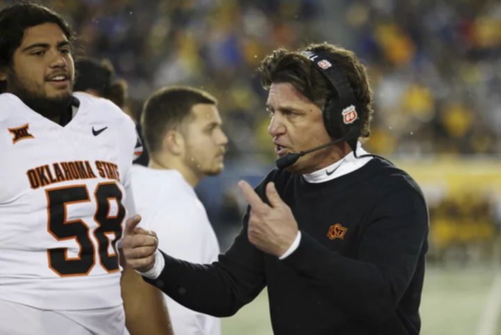 Oklahoma State's Mike Gundy, West Virginia's Neal Brown off the hot seat as teams surge in Big 12