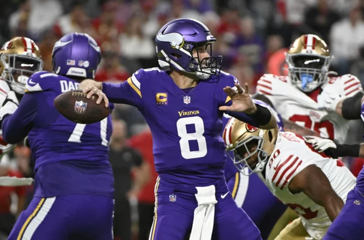 3 Vikings who played their way off the trade block in MNF win over 49ers