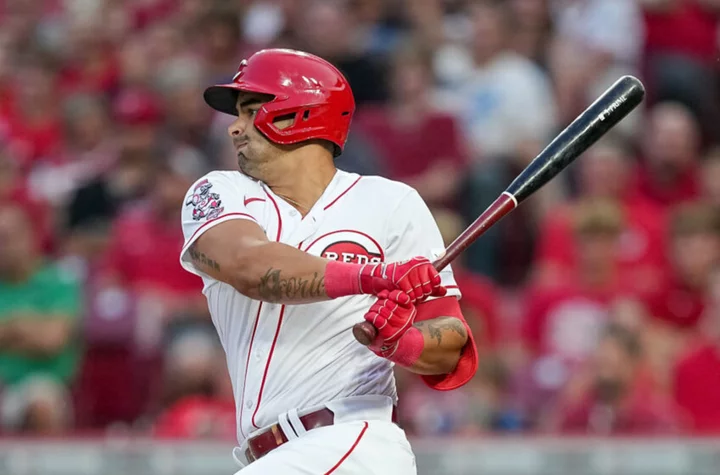 Reds fans lose their minds over Christian Encarnacio-Strand’s first HR, driving in other young stars