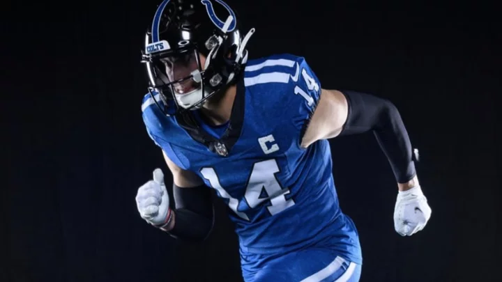 Colts' New Alternate Uniforms Are Absolutely Terrible