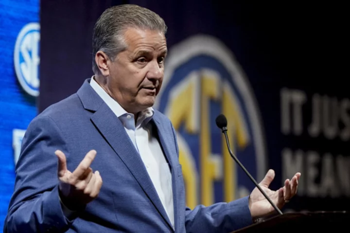 Deep, talented SEC hoops relying heavily on newcomers -- except Tennessee and Texas A&M