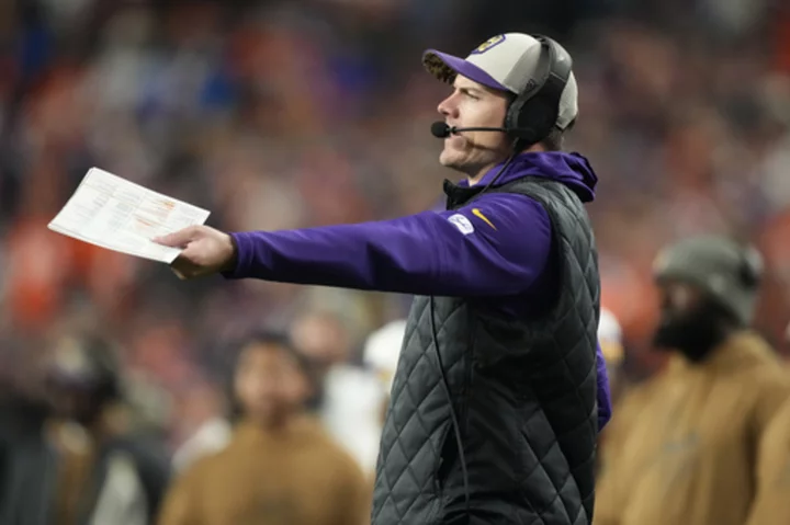 The Vikings are playing close games again. The Bears have lots of lessons to learn from theirs