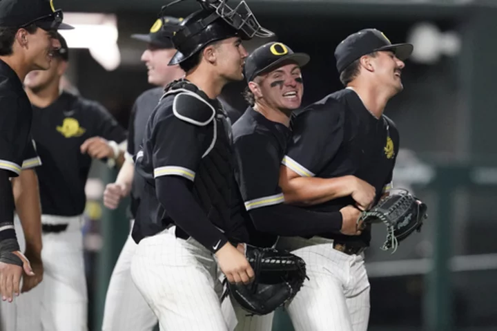 Batter up! Things to know as NCAA baseball tournament enters super regionals