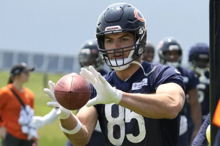 Chicago Bears, tight end Cole Kmet agree to $50 million contract extension