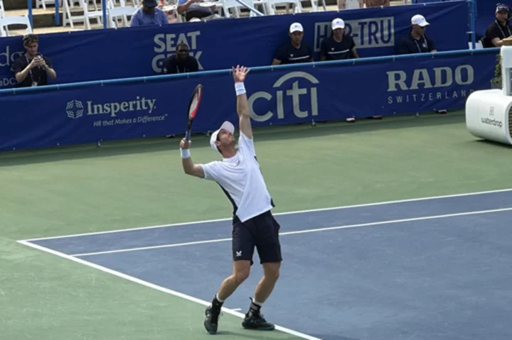 Andy Murray wins his first match at the DC Open in straight sets