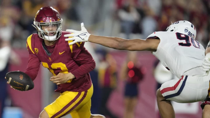 Caleb Williams shakes off 'first bad game,' leads No. 18 USC into showdown with No. 14 Utah