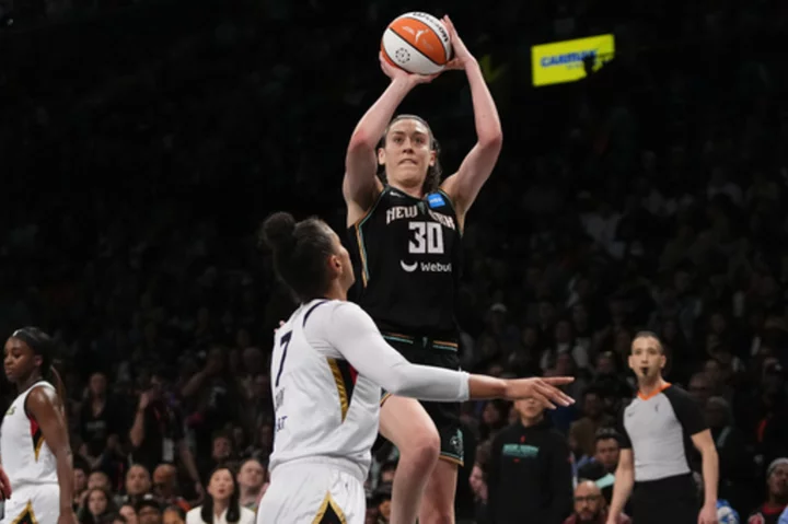 Liberty plan to put franchise tag on Breanna Stewart and hope to bring back free agent Jonquel Jones