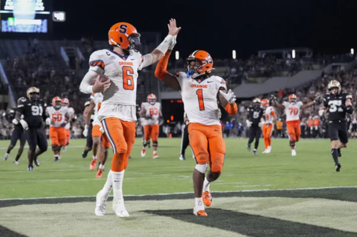 Syracuse hosts Army with a shot at opening the season with four straight wins