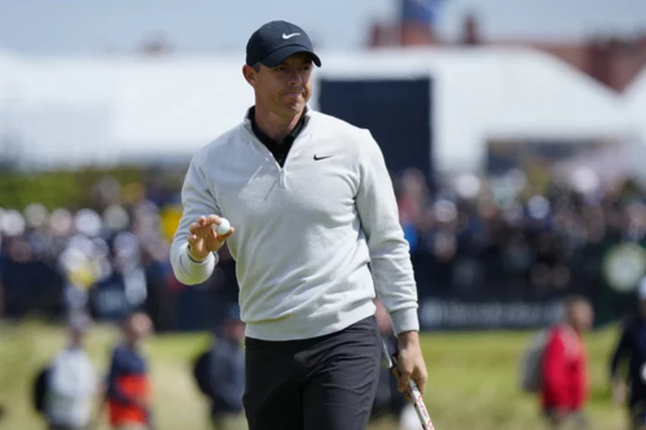 McIlroy wants more of the same at British Open despite 9-stroke deficit to Harman