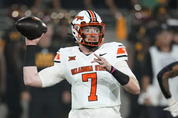 Oklahoma State looks to figure out its three-headed quarterback carousel vs. South Alabama