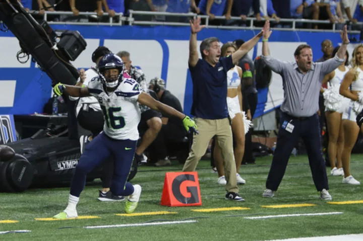 Geno Smith's 2nd TD pass to Tyler Lockett lifts the Seahawks to a 37-31 OT win over the Lions