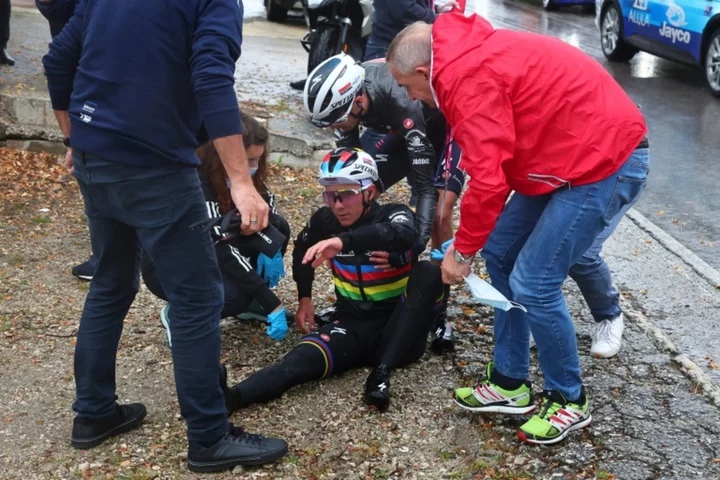 Evenepoel 'happy' after double crash at Giro