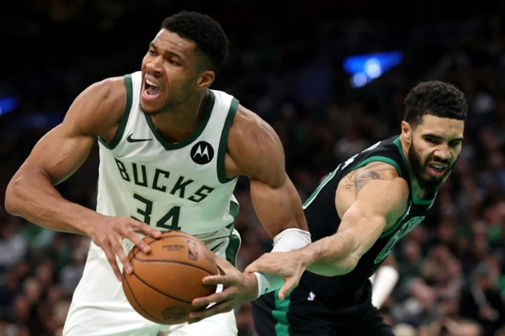 Celtics bounce back to beat Bucks, Lakers comeback falls short