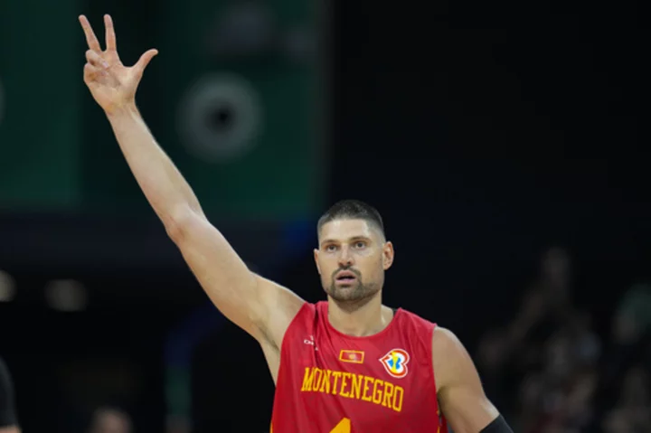 Montenegro, Australia, Italy and Latvia win World Cup opening games