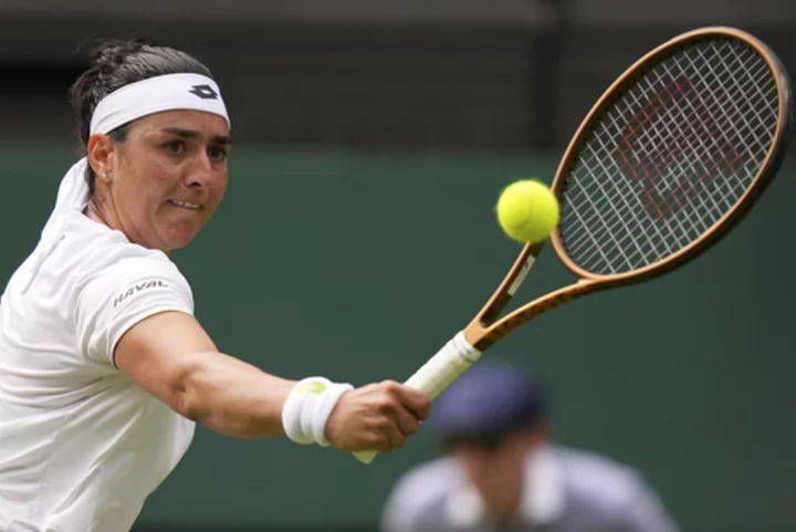 Jabeur reaches Wimbledon quarterfinals, where defending champion Rybakina awaits
