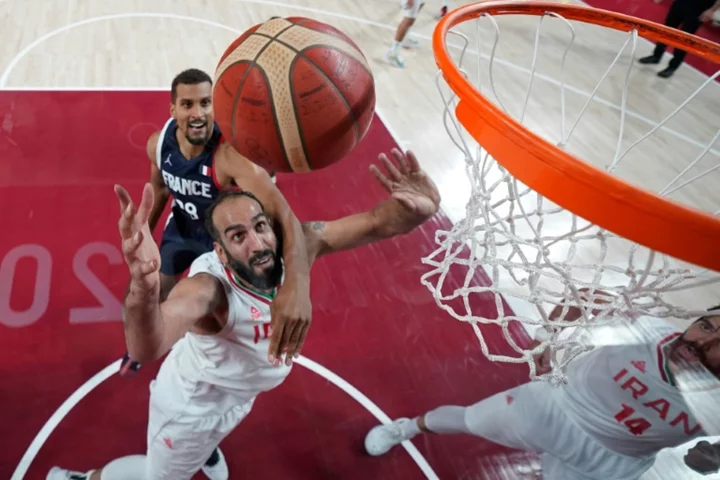 Iran's basketball great Haddadi retires from national team