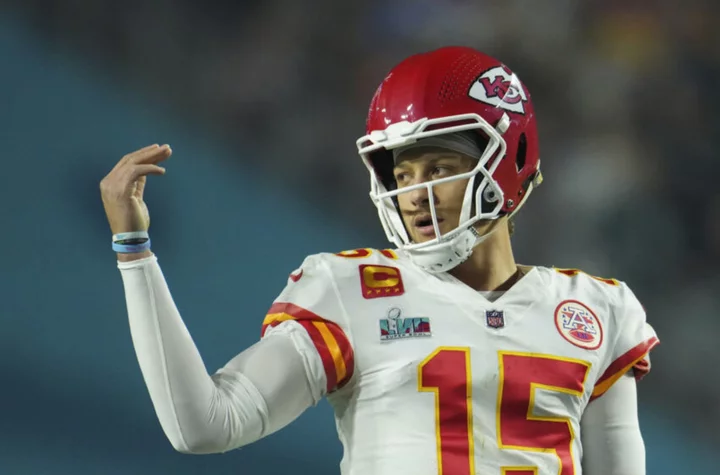 Predicting Patrick Mahomes' next contract: Will it limit the Chiefs?