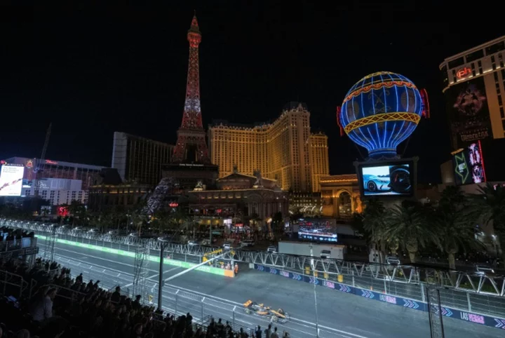 Vegas gets ready to rumble but Verstappen in no mood for a party