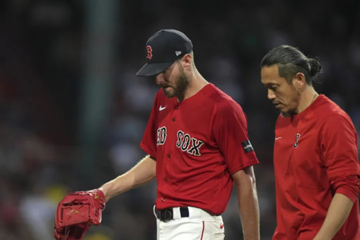 Red Sox left-hander Chris Sale leaves in 4th inning against Reds