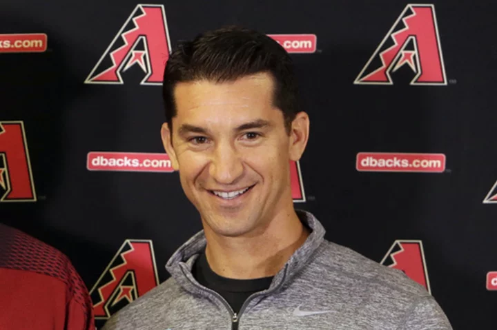 The 4 sons of D-backs GM Mike Hazen will throw out Game 3 first pitch in honor of late mom