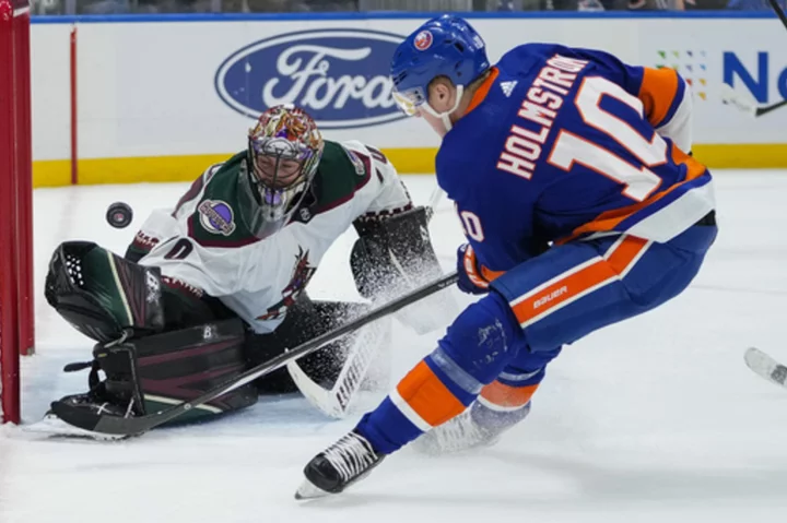 Mathew Barzal scores as New York Islanders beat Arizona Coyotes 1-0