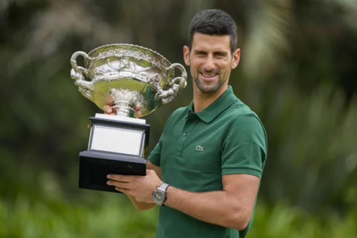 Djokovic enters French Open with chance to top absent Nadal with record 23rd Slam title