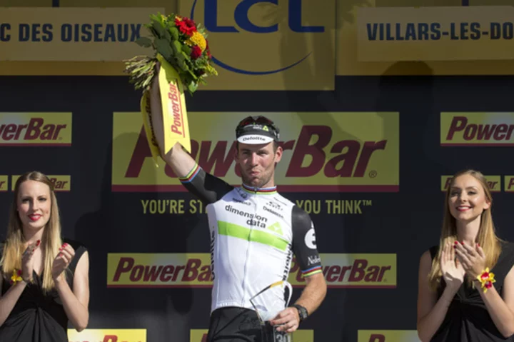 Ace sprinter Mark Cavendish delays retirement to chase outright record for Tour de France stage wins