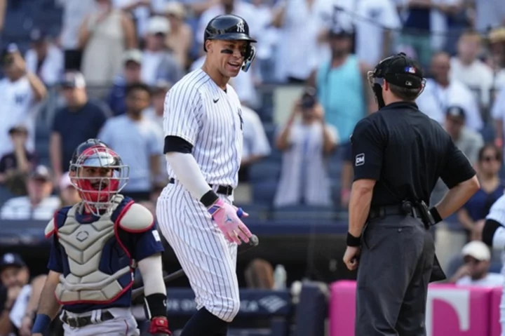 Yankees lose 8 in row for first time in 1995 as Justin Turner leads Red Sox to 6-5 win