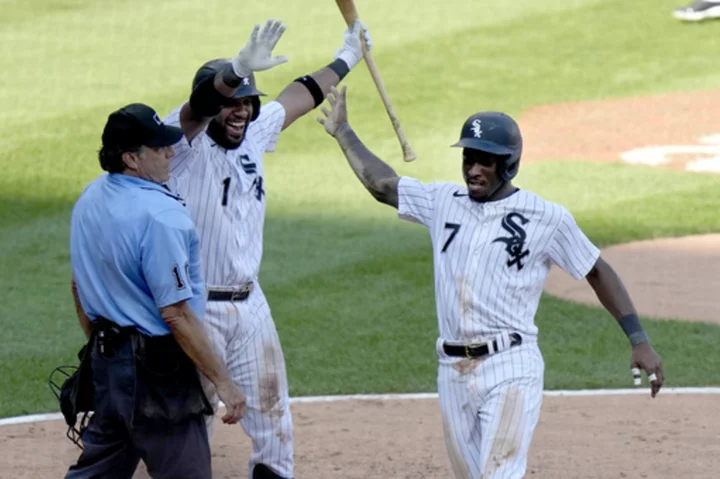 Anderson scores winning run in the 10th as the White Sox end Mariners' 8-game win streak